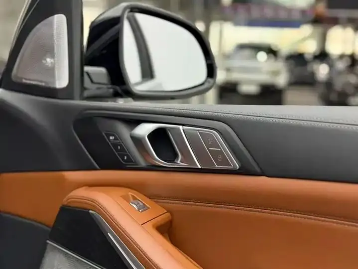 BMW X7 2021 xDrive40i exclusive M sports suit 21