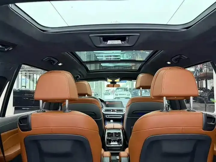 BMW X7 2021 xDrive40i exclusive M sports suit 27
