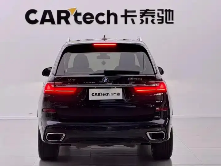 BMW X7 2021 xDrive40i exclusive M sports suit 3