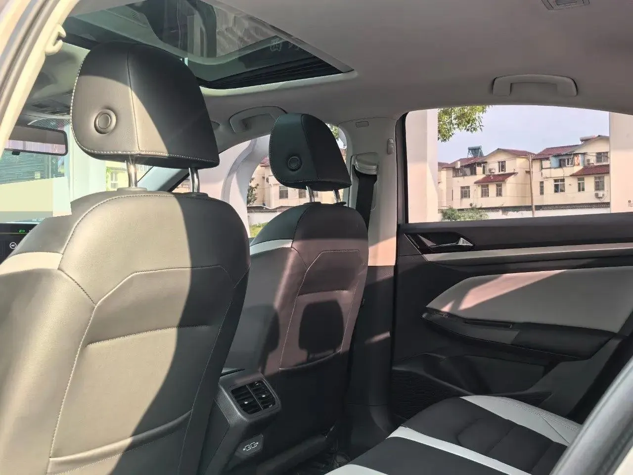 Bora 2023, 280TSI DSG Prestige Edition 6