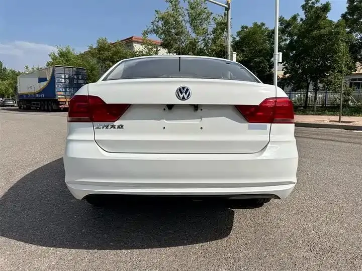 Santana 2019 1.5L Auto Fashion Edition Country VI 5