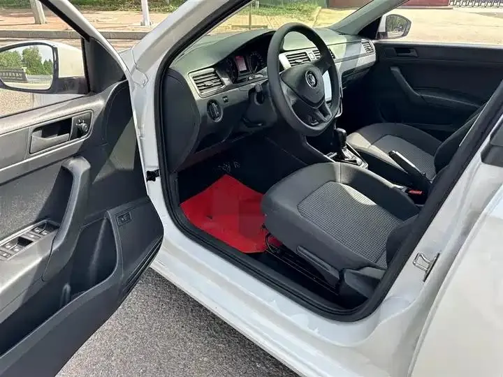 Santana 2019 1.5L Auto Fashion Edition Country VI 7