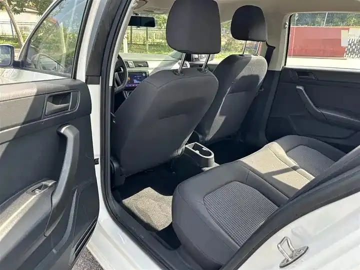 Santana 2019 1.5L Auto Fashion Edition Country VI 8