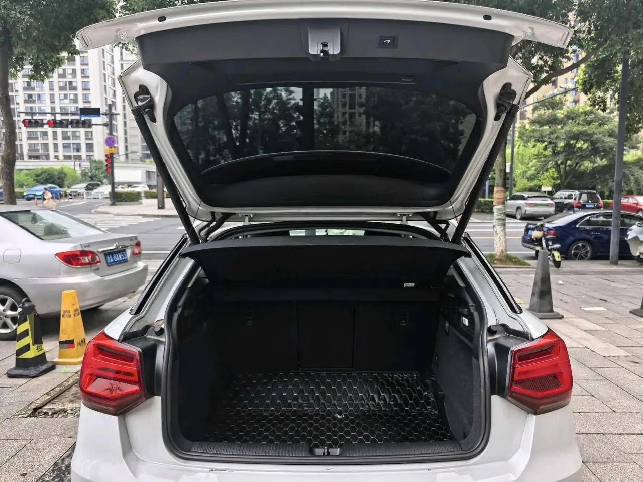 Audi Q2L 2021 35 TFSI Fashion Dynamic 11