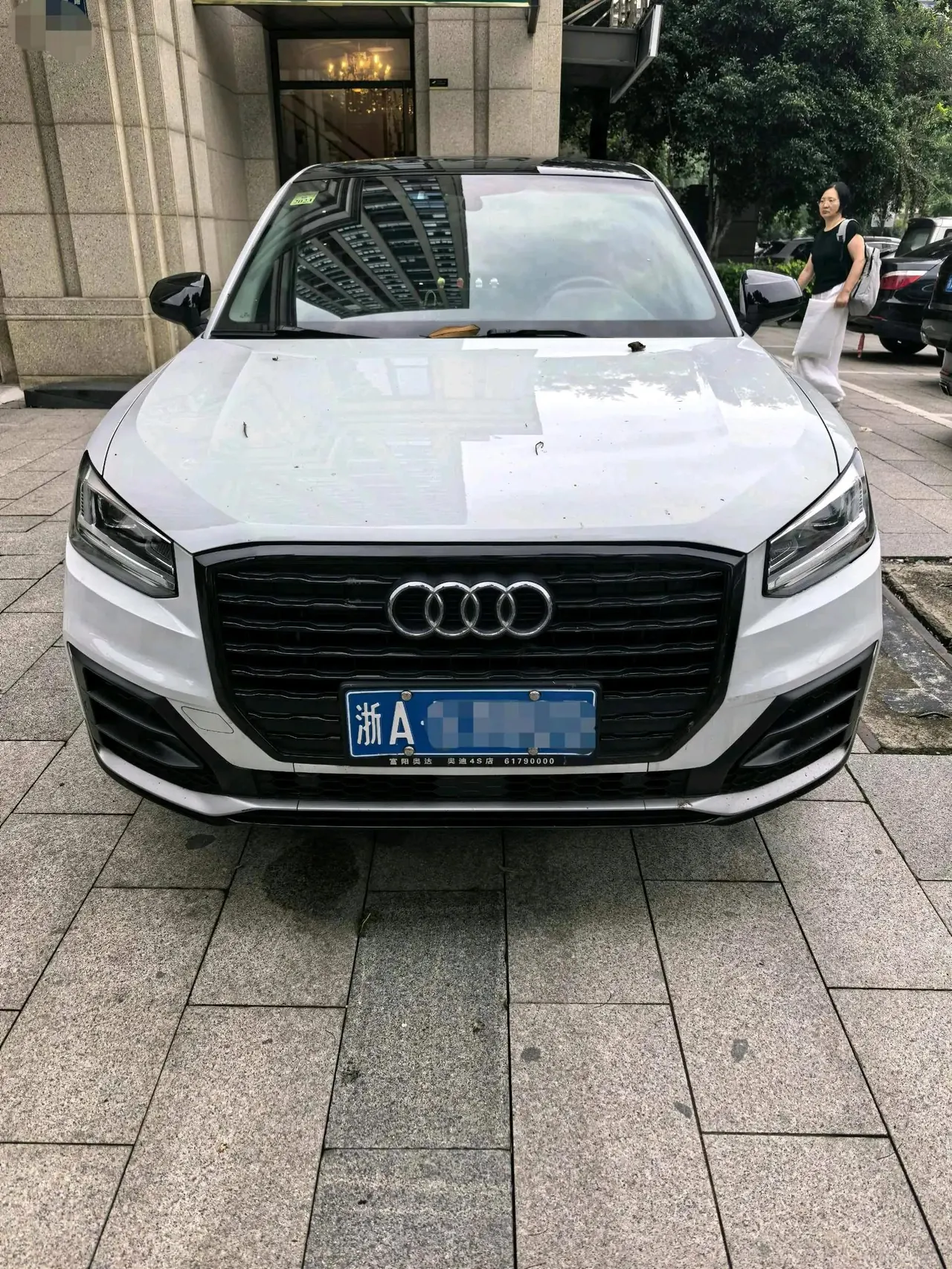 Audi Q2L 2021 35 TFSI Fashion Dynamic 2