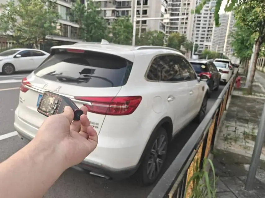 HongQi HS5 2019 2.0T Zhilian Flag Collar Four-wheel Drive Edition 6
