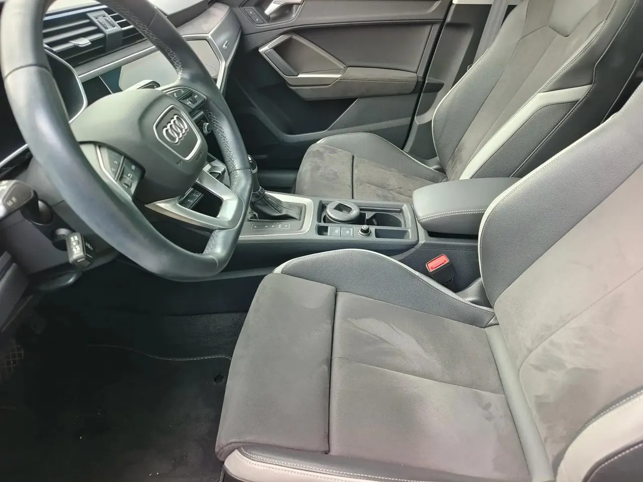 Audi Q3 2022 model 35 TFSI Fashion Dynamic Edition 6