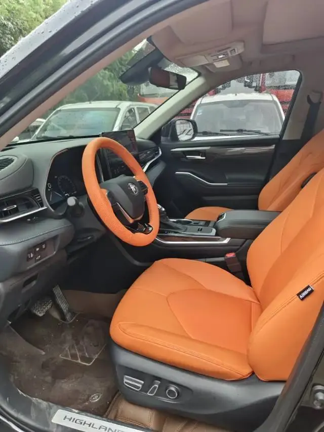 Toyota 2026 Highlander Dual Engine 2.5 Stepless Intelligent Electric Hybrid Four-wheel Drive Premium Edition 7-seat Automatic Transmission 6