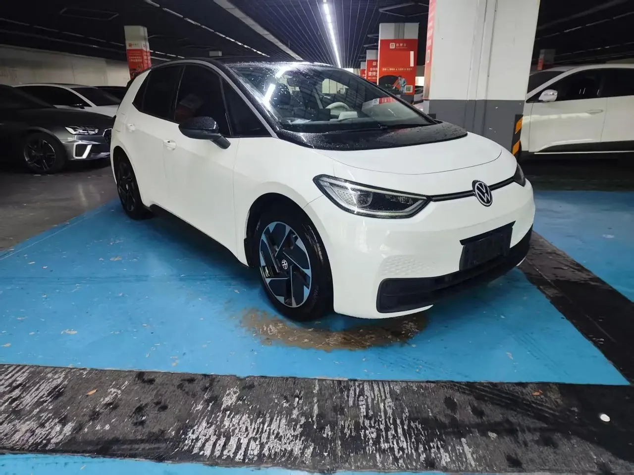 Volkswagen 2025 ID. 3 Smart Model, Ultra-Intelligent Version, Automatic Transmission 3