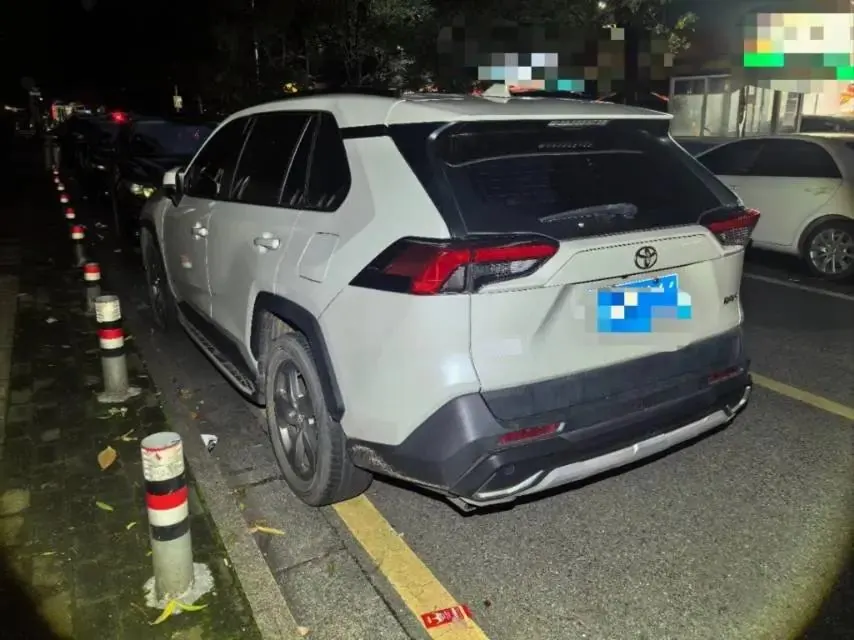 RAV4 Rongfeng 2021 2.0L CVT Two-Drive Fashion Edition 5