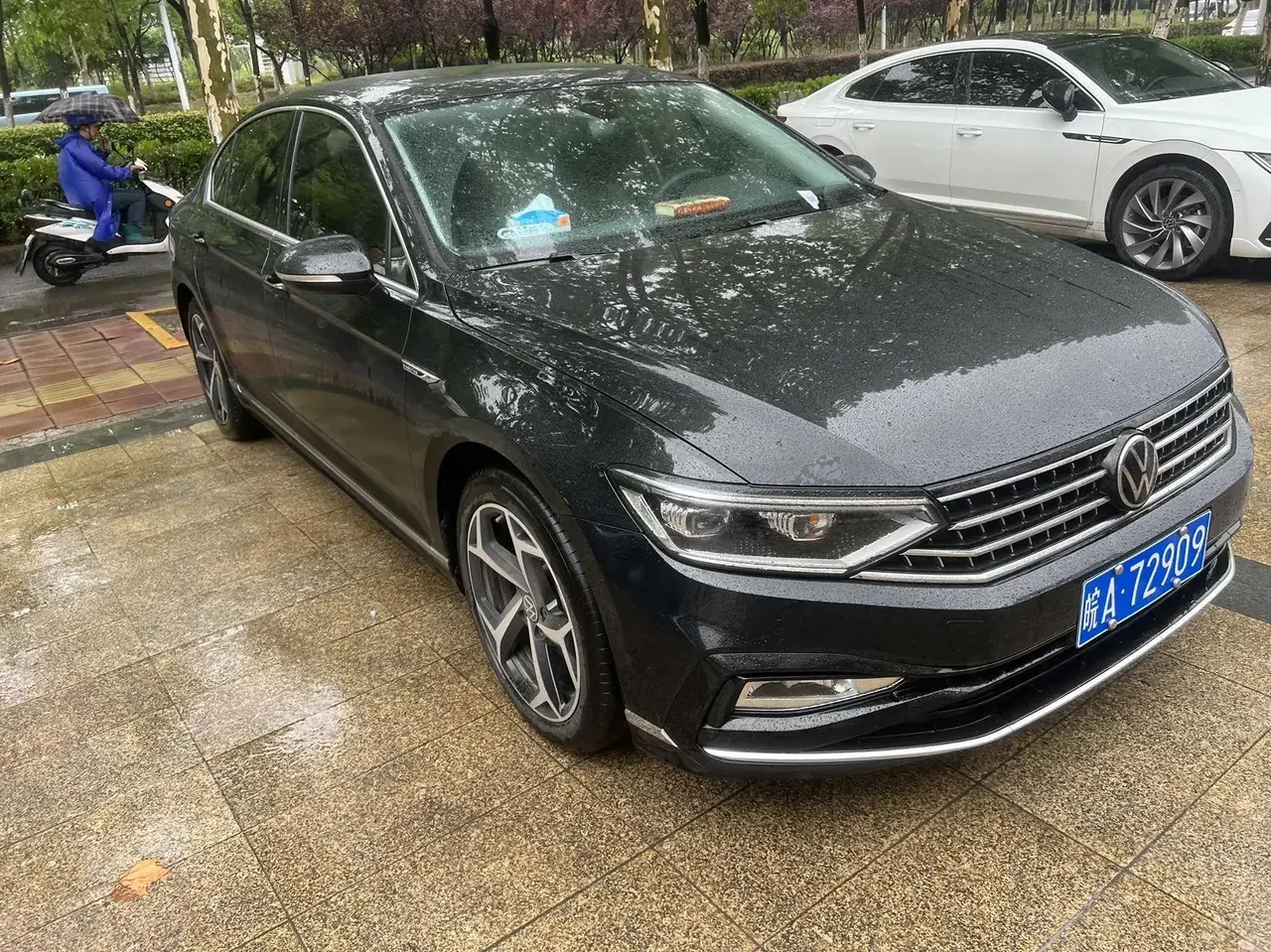 Magotan 2022 330TSI DSG Basic 2