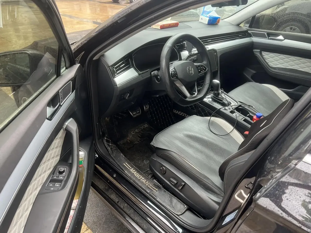 Magotan 2022 330TSI DSG Basic 3