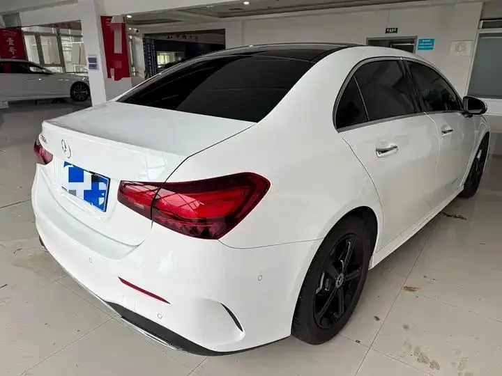Mercedes Benz Class A 2025 A 200 L Fashion 15