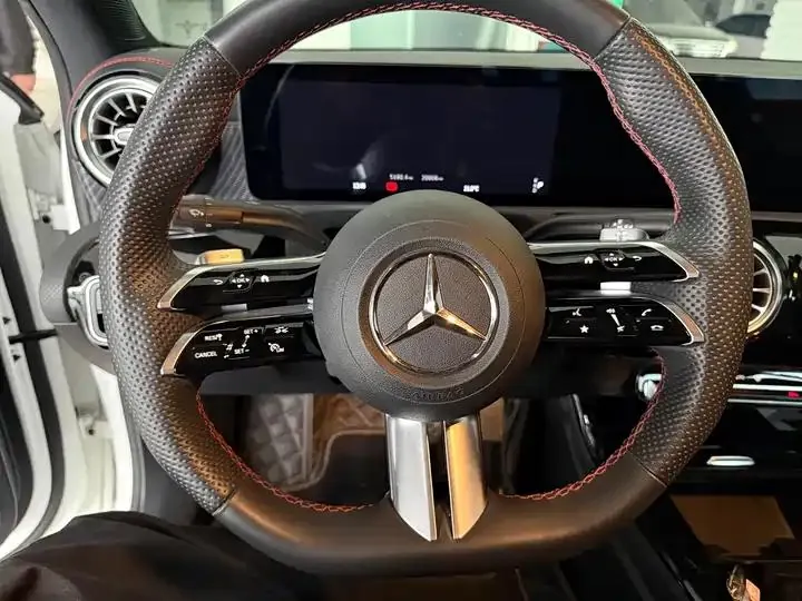 Mercedes Benz Class A 2025 A 200 L Fashion 9