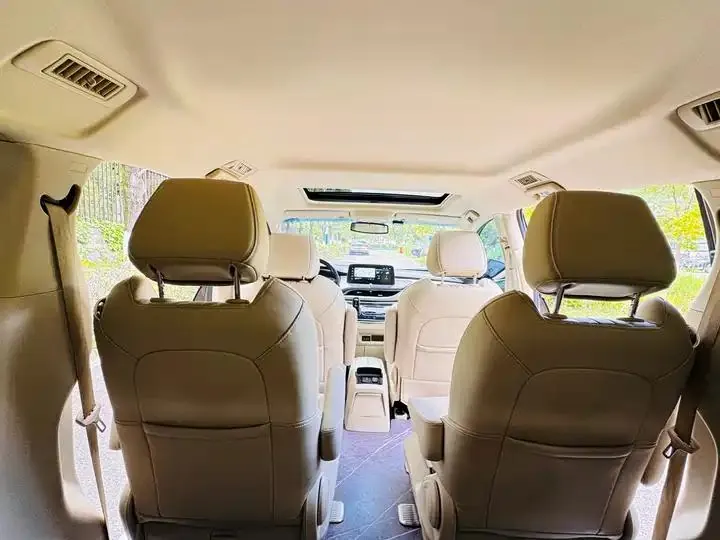 Buick GL8 2023 Land Business Class 652T Luxury Model 18