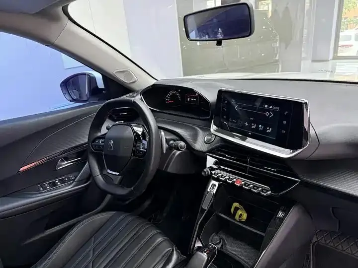 Peugeot 2008 2022 230THP THE ONE 17
