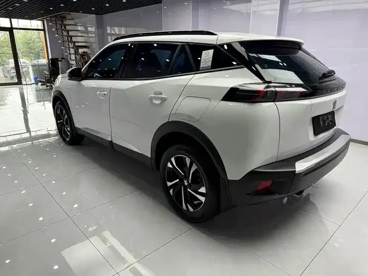 Peugeot 2008 2022 230THP THE ONE 5