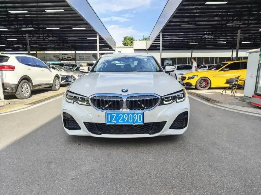 BMW 3 Series 2021 model, facelifted, 325Li M Sport Package 2