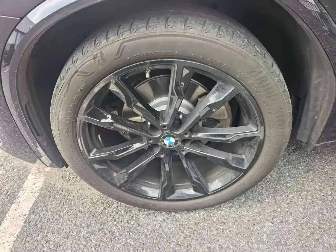 BMW X3 2022 facelift xDrive30i exclusive M obsidian night suit 4