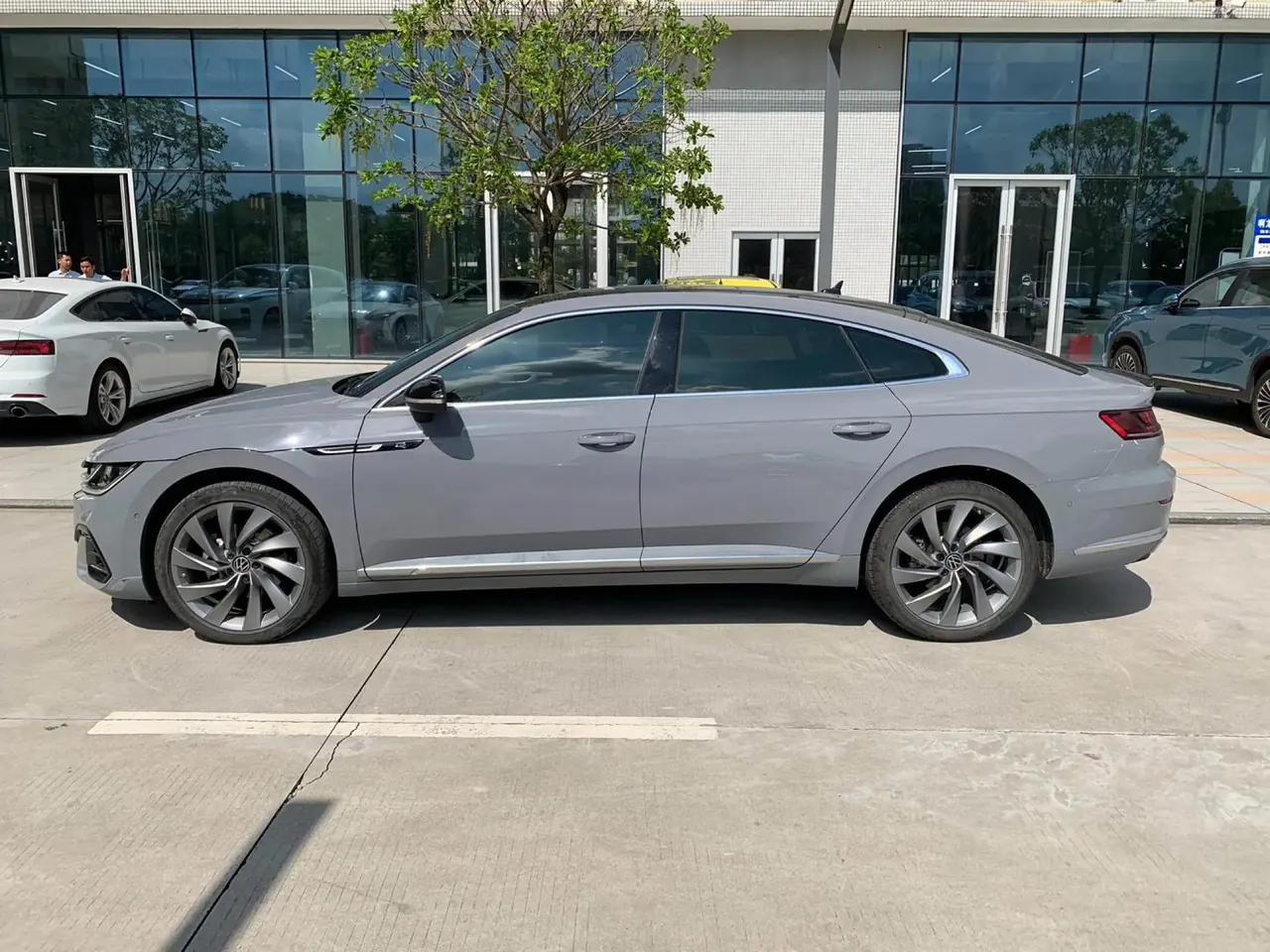 FAW-Volkswagen CC 2023 380TSI eye-catching edition 3