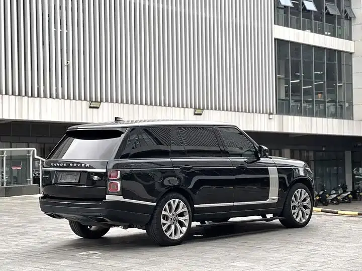 Range Rover 2021 3.0 L6 Hands-on Lengthen Classic Edition 10