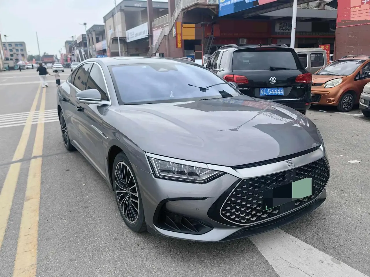 Han 2022 DM-i 121KM honorable model 3