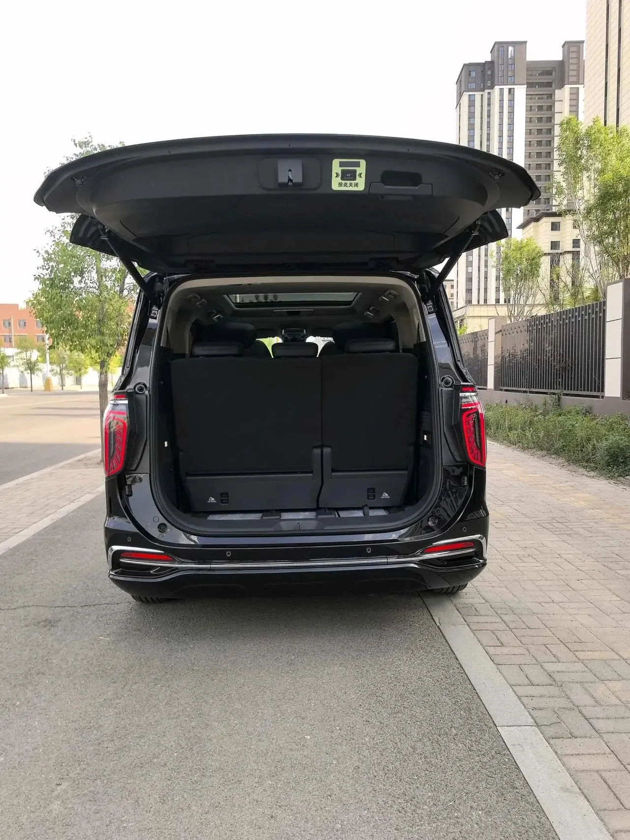 HongQi 2024 HQ9 PHEV 2.0T 4WD Business Edition Welfare Edition Automatic Gear 15