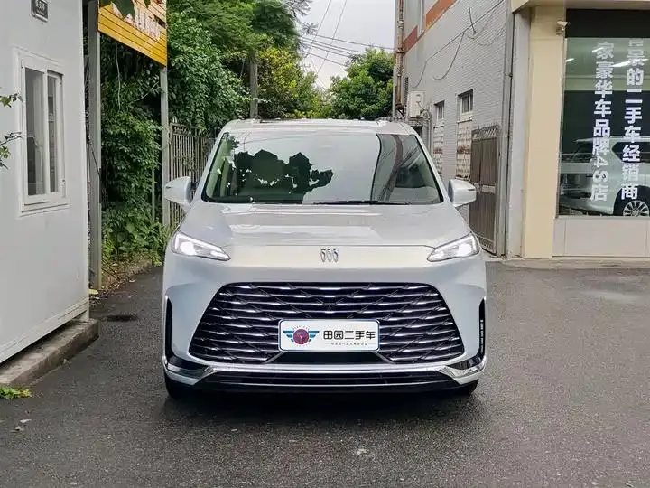Buick GL8 New Energy 2025 Lu Shangzhi Edition 2