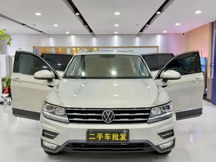 Tiguan L 2020 330TSI Automatic Two-Drive Panoramic Comfort Edition VI 16