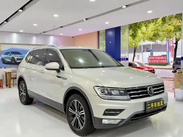 Tiguan L 2020 330TSI Automatic Two-Drive Panoramic Comfort Edition VI 3