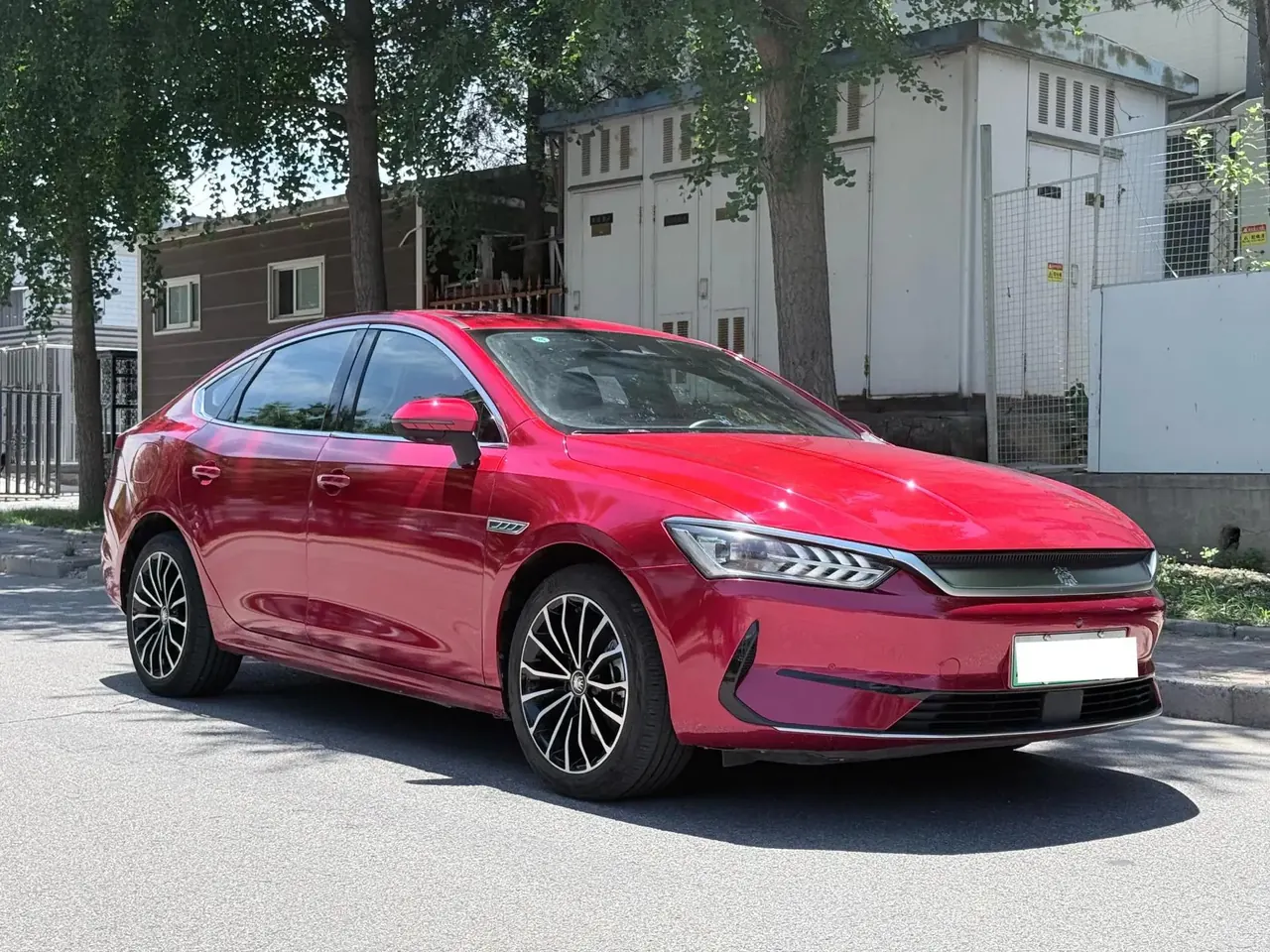 2021 BYD Qin PLUS EV 600KM Flagship Model 3
