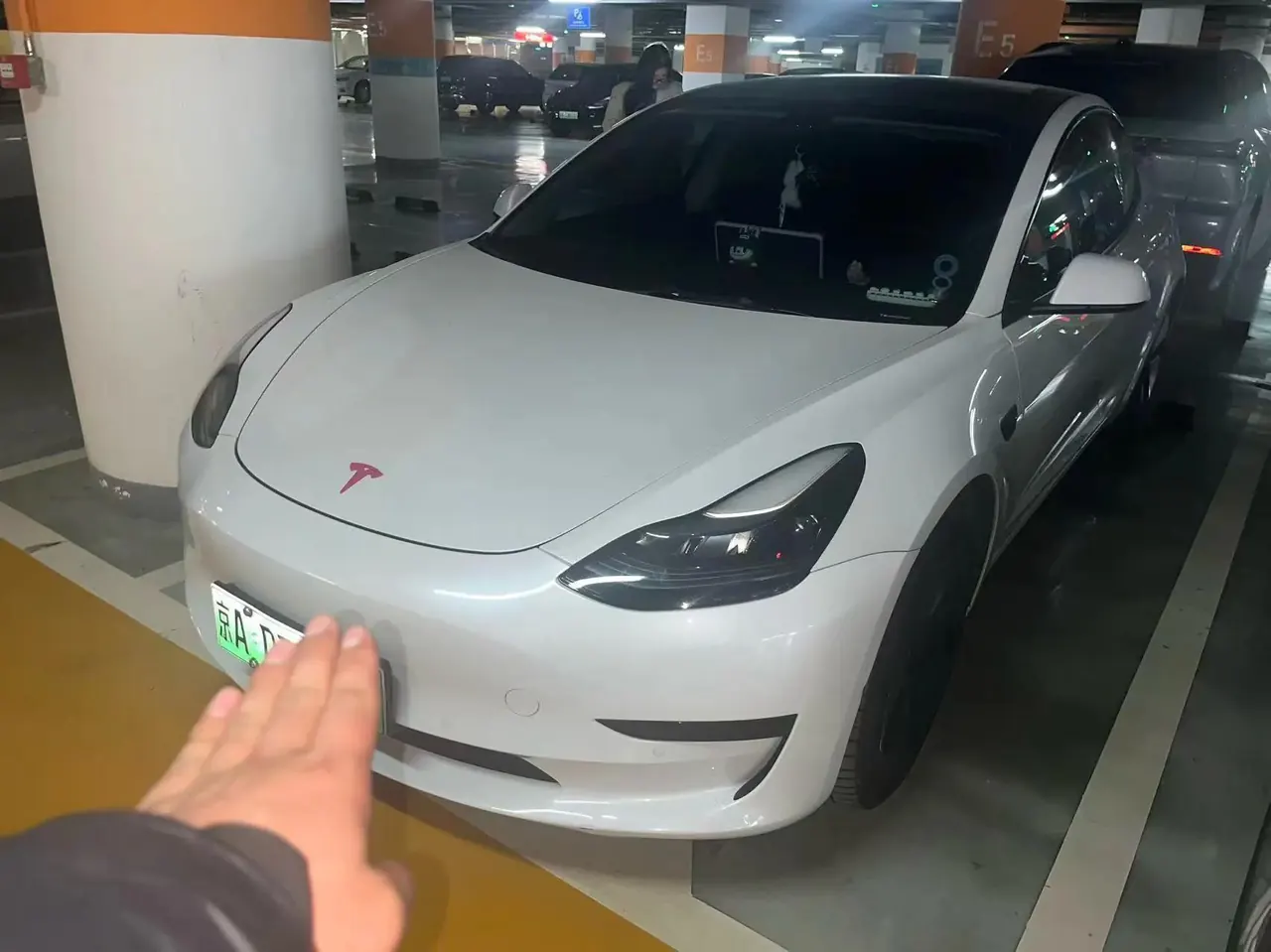 Model 3 2022 rear-wheel drive version - View 1