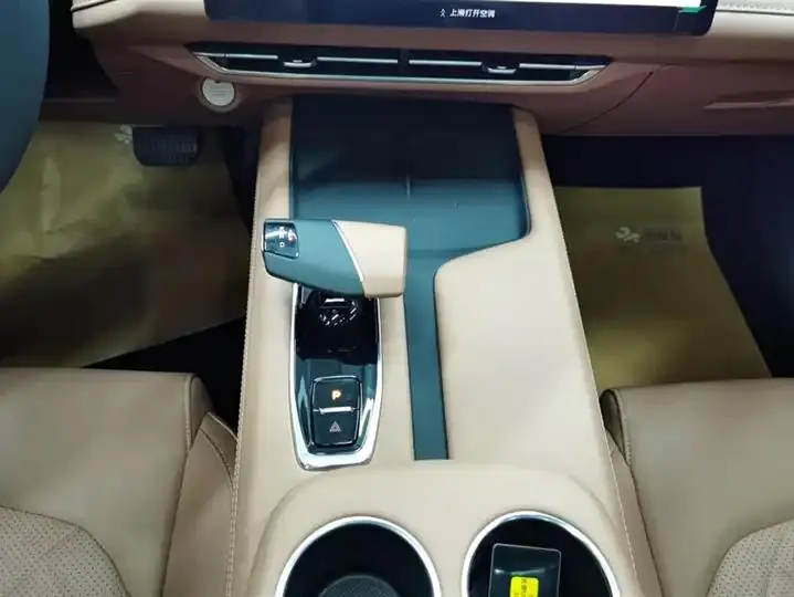 ChangAn UNI-Z New Energy 2024 Blue Whale Smart Electric iDD 125km Excellence 16