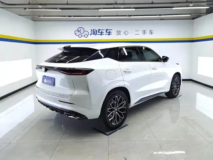 ChangAn UNI-Z New Energy 2024 Blue Whale Smart Electric iDD 125km Excellence 3