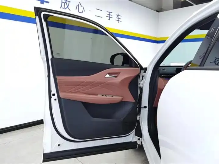 ChangAn UNI-Z New Energy 2024 Blue Whale Smart Electric iDD 125km Excellence 7