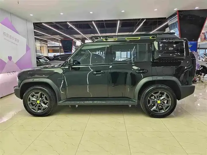 Jetour Traveler 2023 2.0T Four-wheel Drive Crossing 7