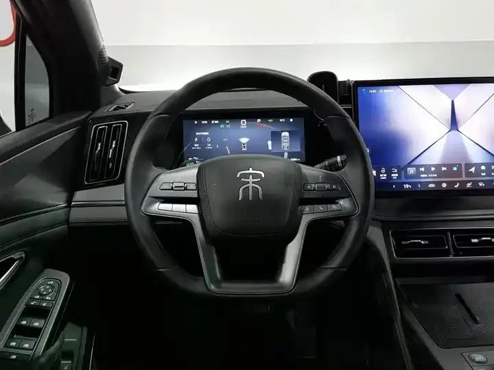 Song L DM-i 2025 Smart Driving Edition 160km Exceed Model 11