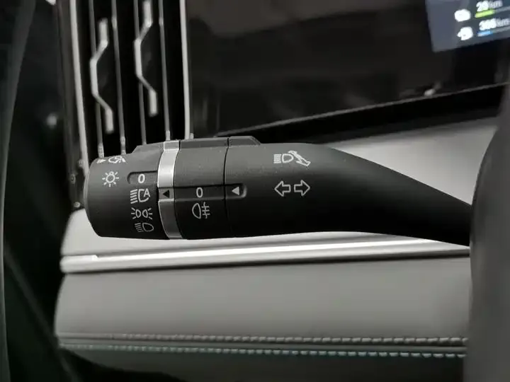 Song L DM-i 2025 Smart Driving Edition 160km Exceed Model 21