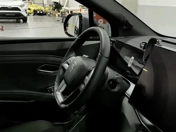 Song L DM-i 2025 Smart Driving Edition 160km Exceed Model 22