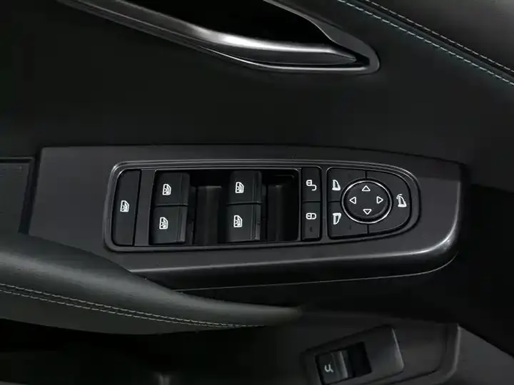 Song L DM-i 2025 Smart Driving Edition 160km Exceed Model 9