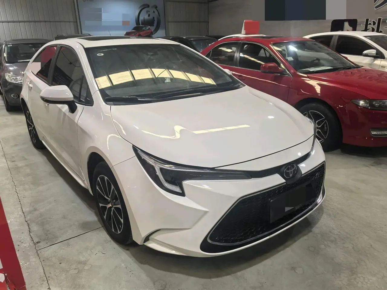 Levin 2022 185T CVT Luxury Edition 3