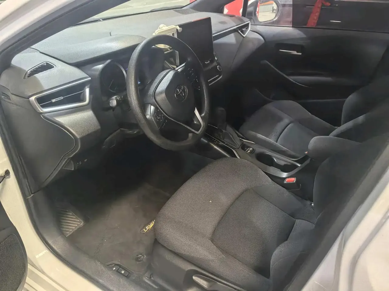 Levin 2022 185T CVT Luxury Edition 8