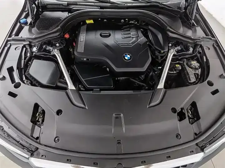 BMW 6 GT 2020 630i M sports suit 6