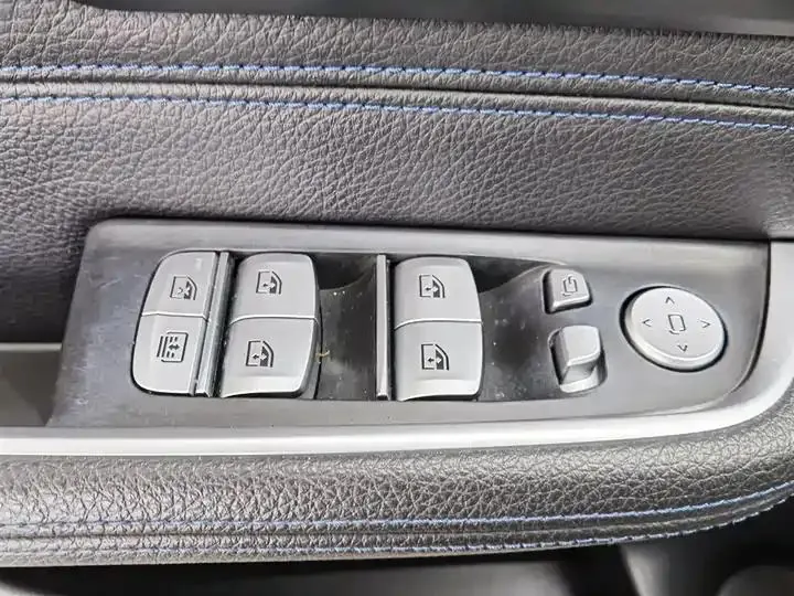BMW 6 GT 2020 630i M sports suit 9