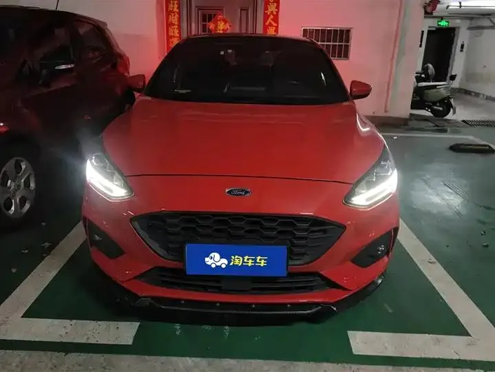 Focus 2020 hatchback EcoBoost 180 automatic ST Line 2