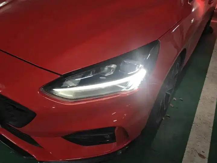 Focus 2020 hatchback EcoBoost 180 automatic ST Line 5