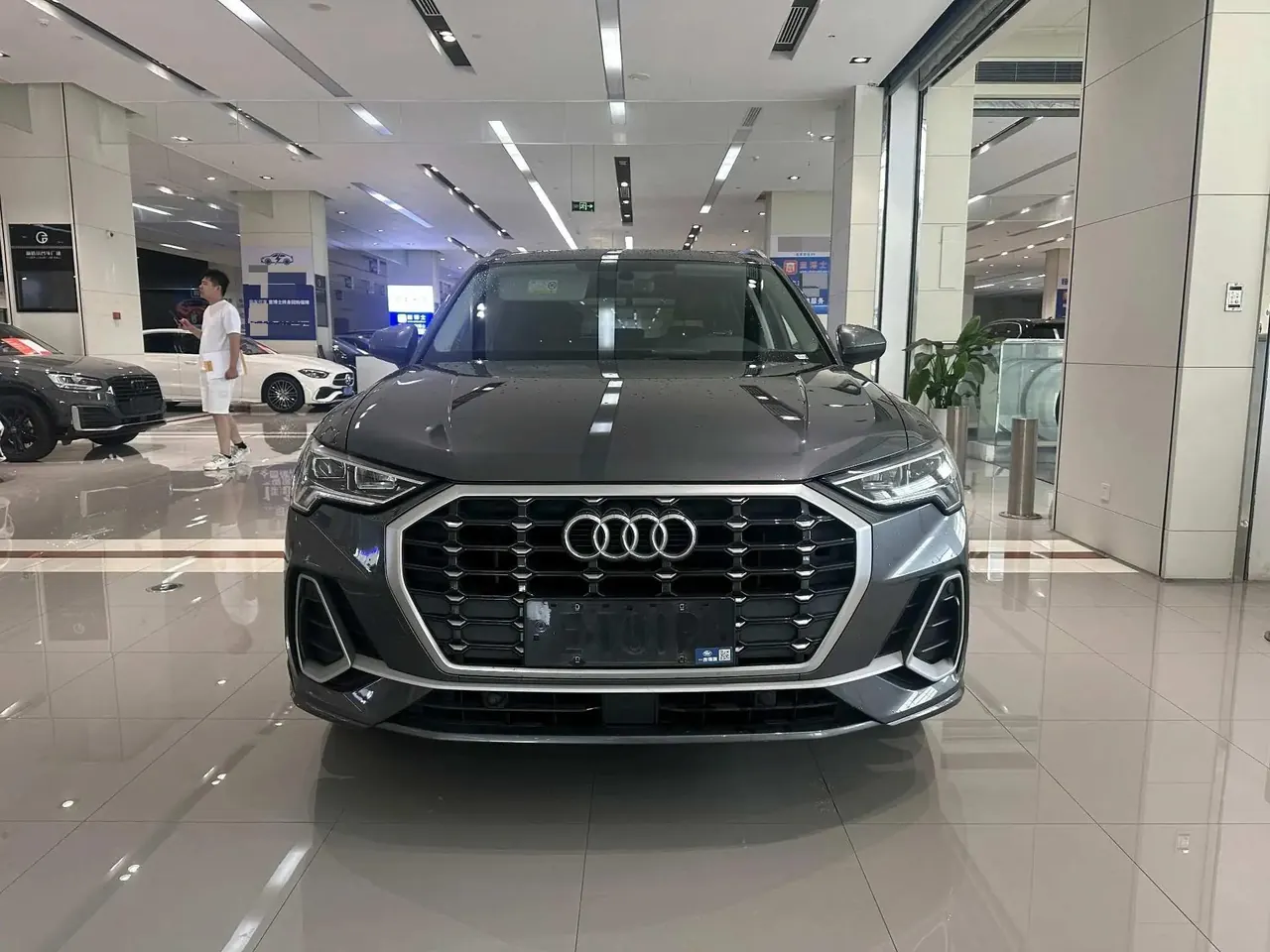 Audi Q3 2022 model 35 TFSI Fashion Dynamic Edition 2