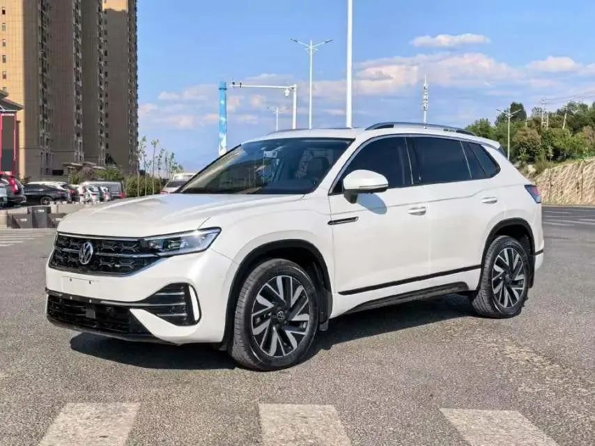 Tan Yue 2023 380TSI Four-wheel Drive R-Line High Energy Edition - View 1
