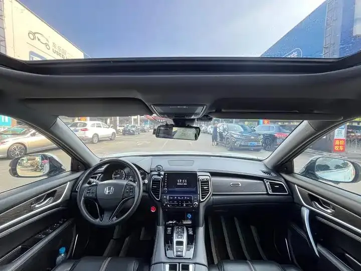 Honda UR-V 2020 370TURBO 4WD Premium Edition 9