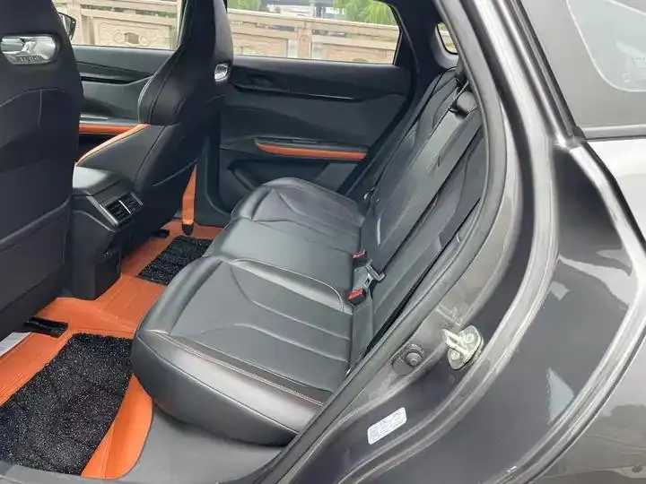 ChangAn UNI-V 2023 1.5T Honorable Model 6